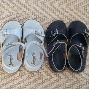 Footmates sandals navy and light baby blue